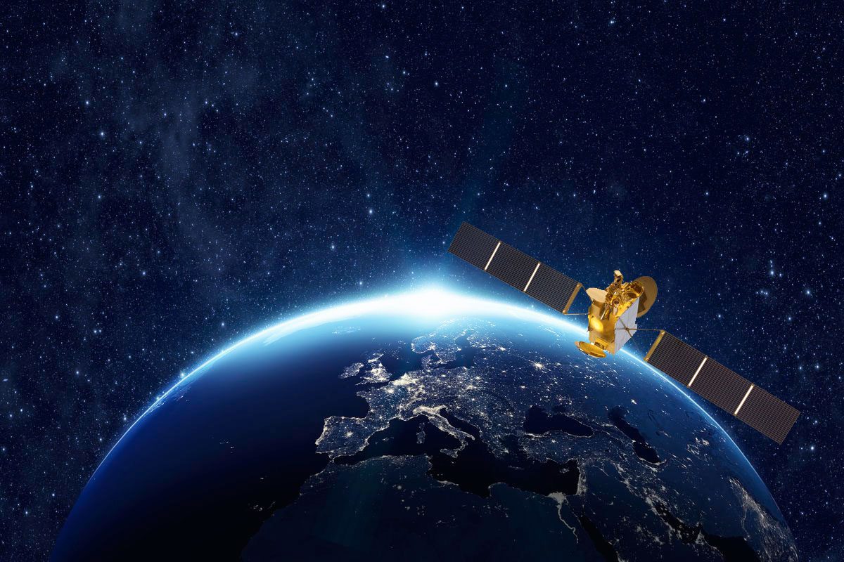 Lease satellite resource